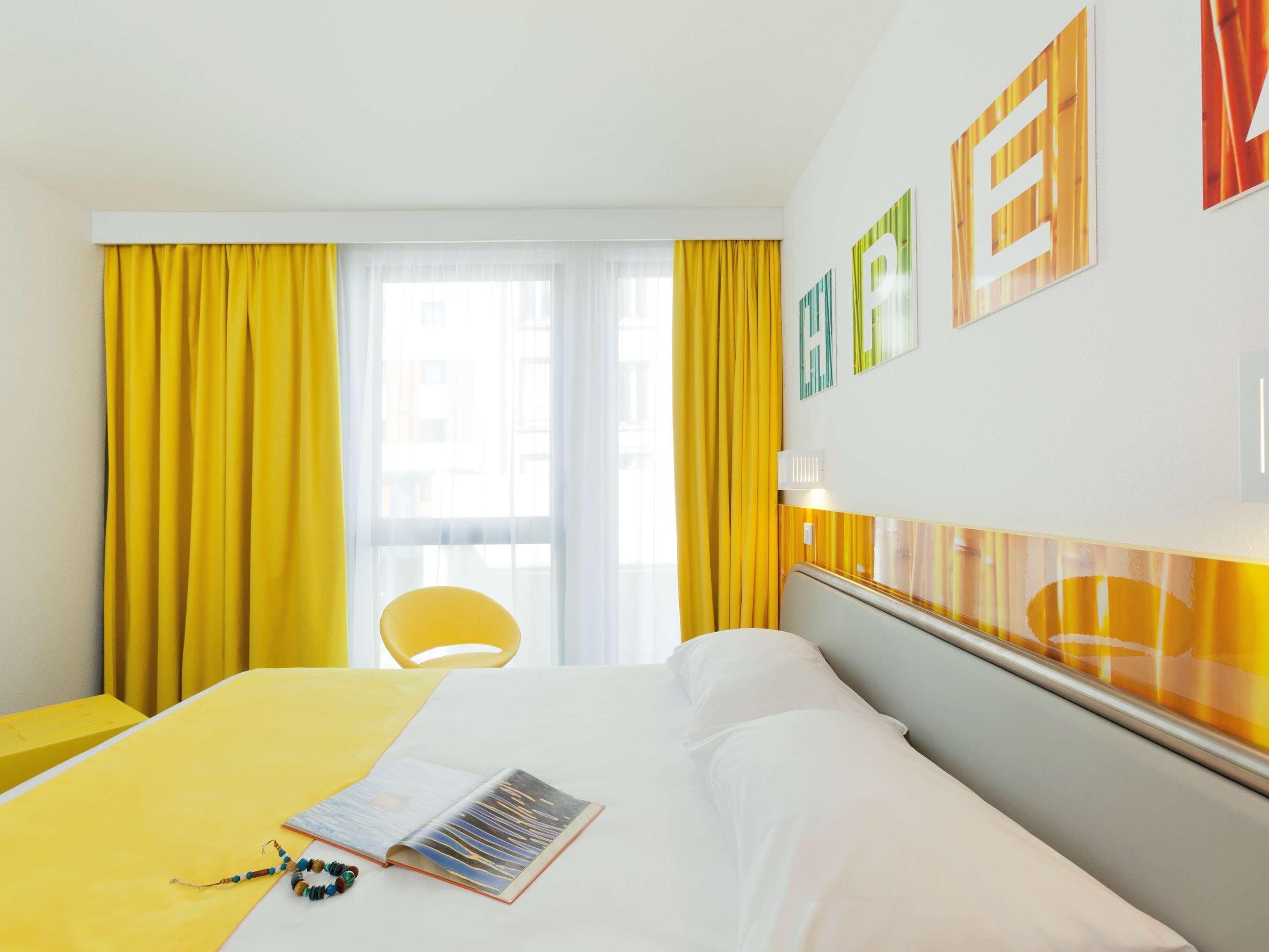 Ibis Styles Paris Porte D'Orleans Ξενοδοχείο Μονρούζ Εξωτερικό φωτογραφία